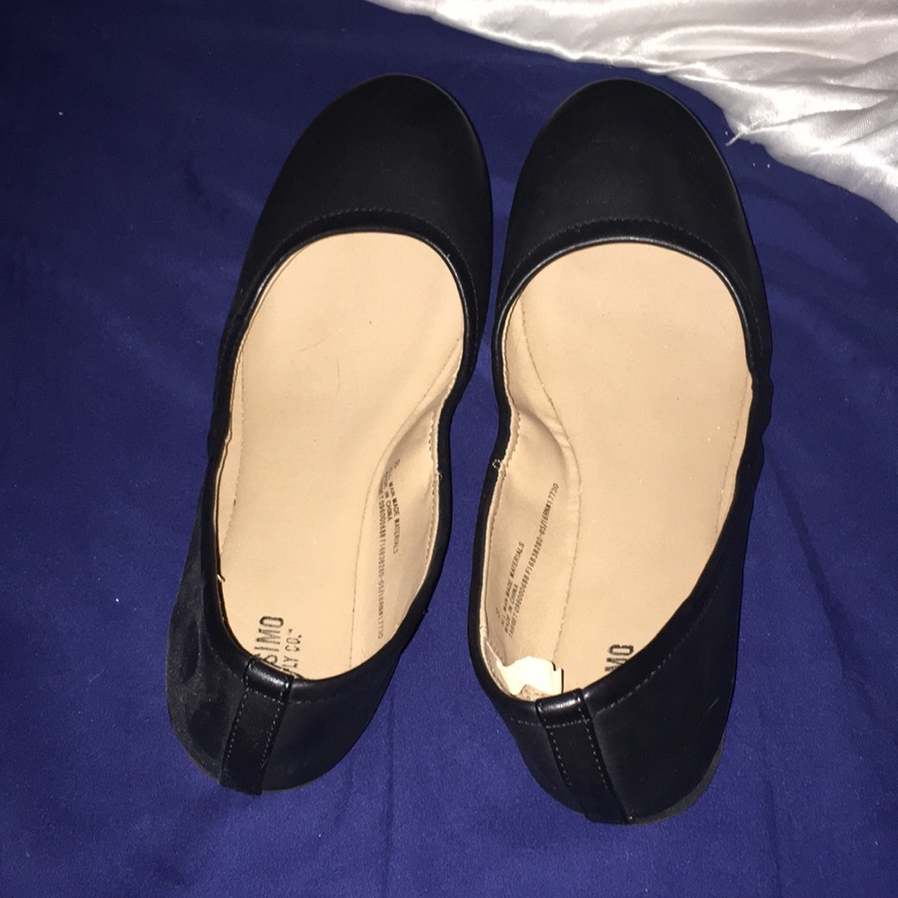 Black flats